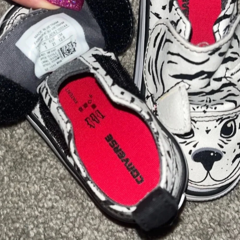 Toddler White tiger converse